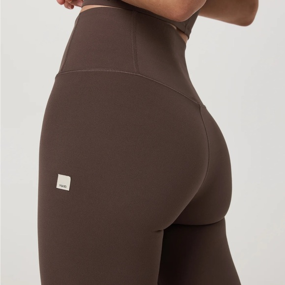 Vuori Halo Slim Flare Pants - Picture 3 of 3